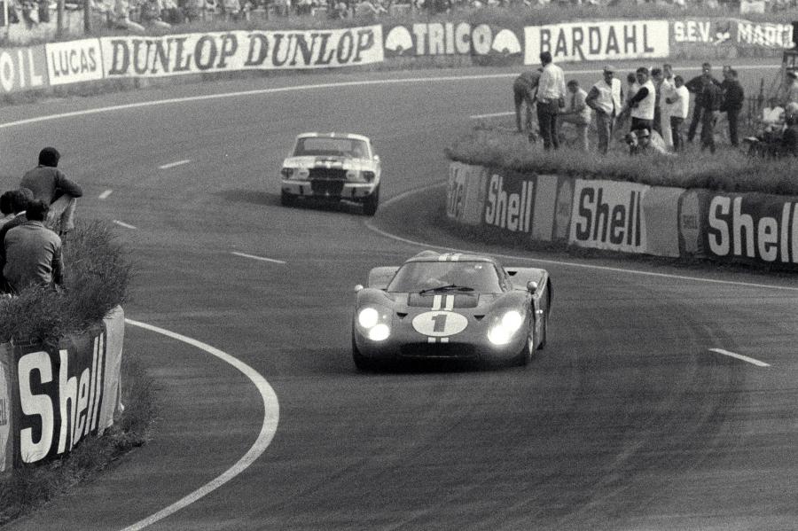  Ford GT40 (Mk IV) 1967 года  (фото 16 из 81)